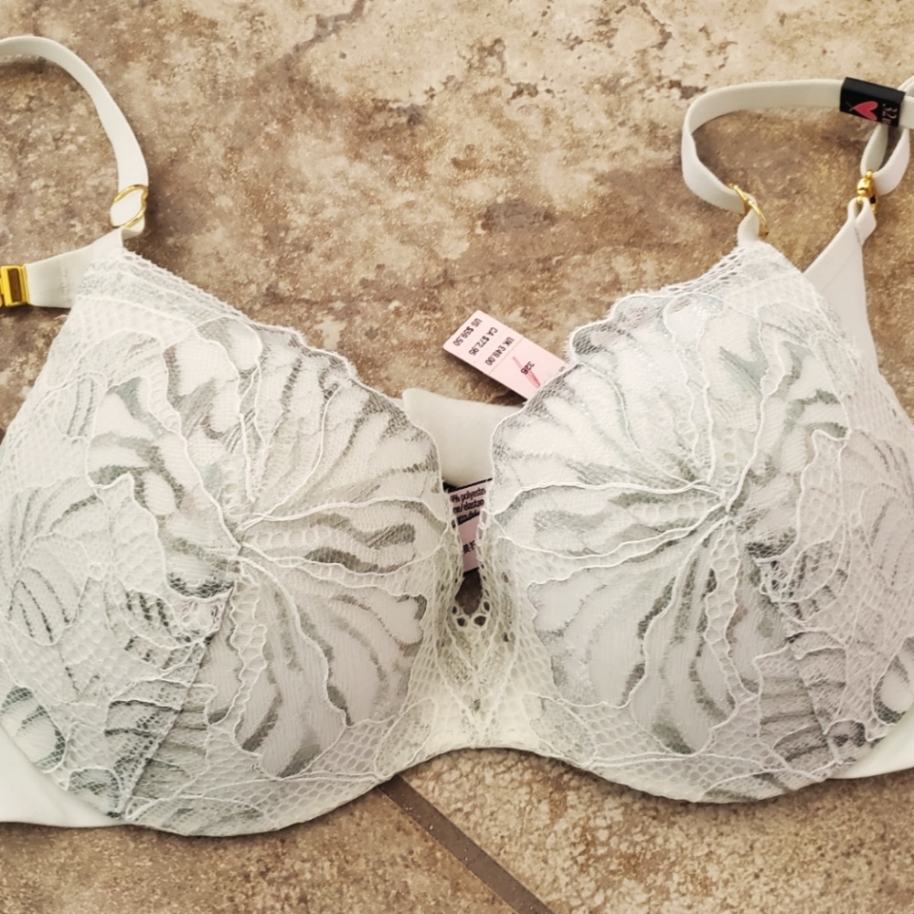 Victoria's Secret incredible perfect shape bra 32B